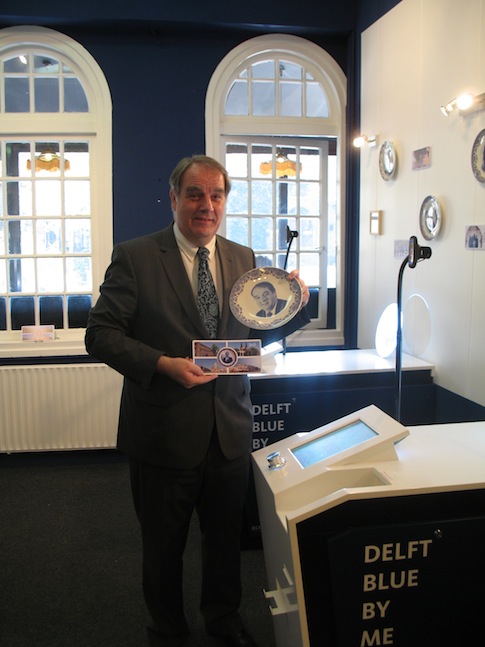 Mayor-Delft-Blue-By-Me THe Mayor of Delft shows Blue By Me